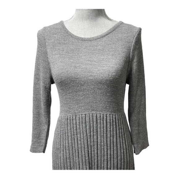 Nina Leonard Paris Gray Knit Pleated Sweater Dress Size M - Picture 7 of 14